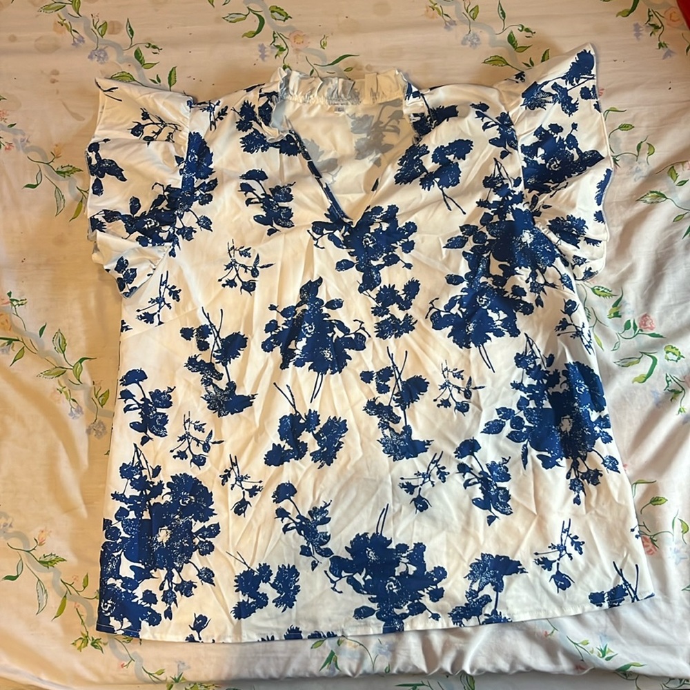 Flower Pattern Blouse - Picture 1 of 2